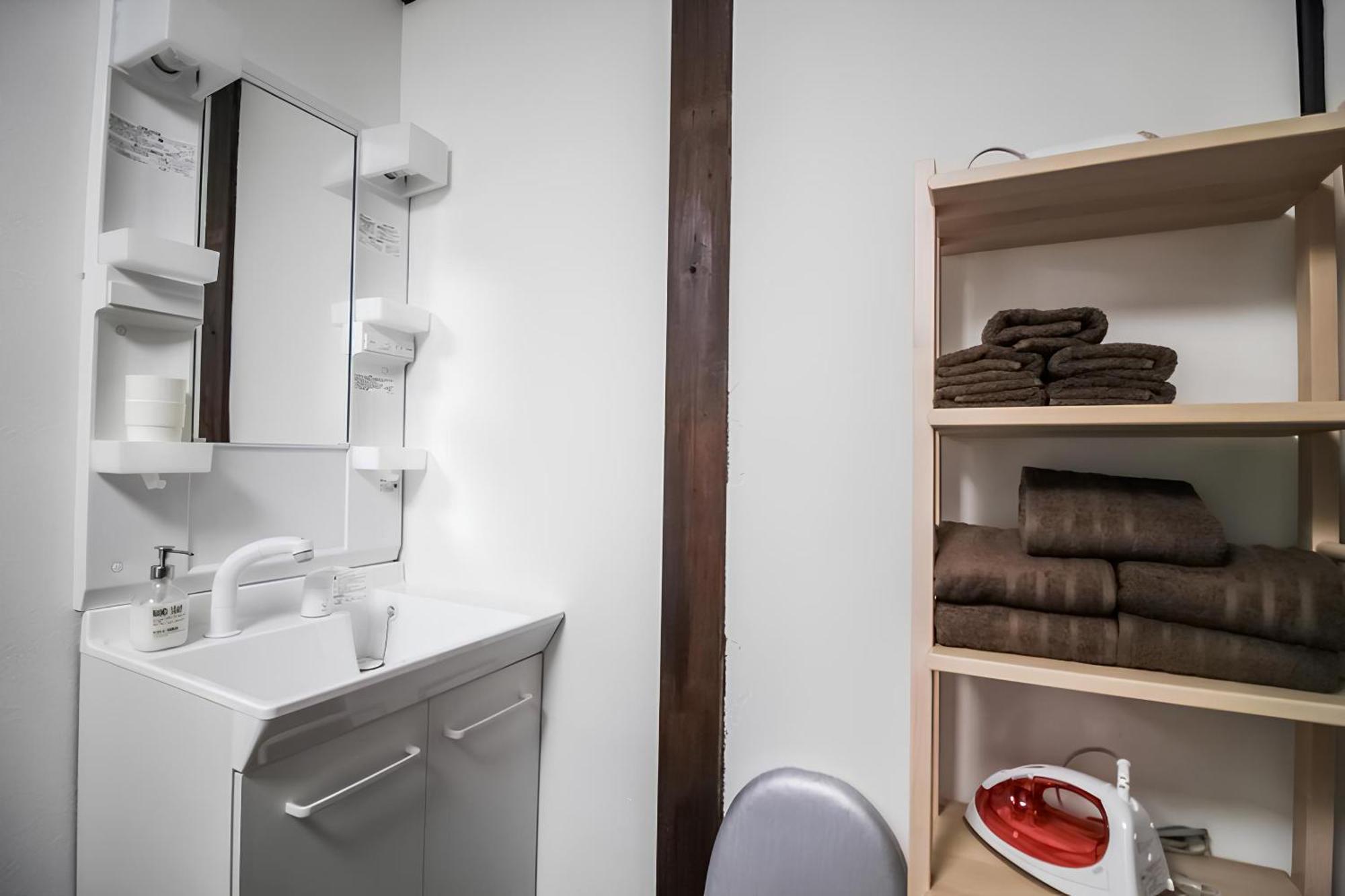 Yagara Terrace House D Apartment Osaka Exterior photo